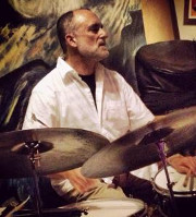 Trading 4s on a gig...